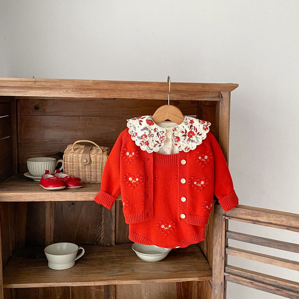 Red Love Embroidered Strap Ha Yi