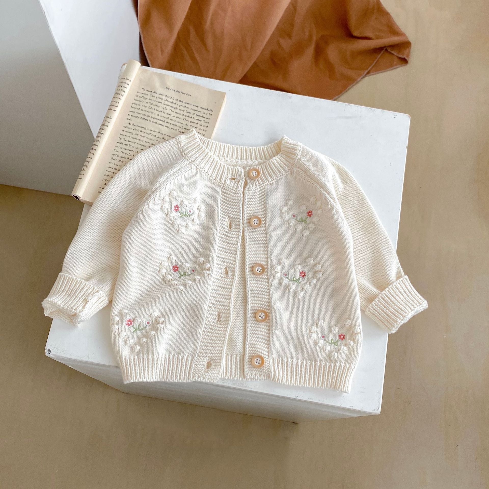 Polka Dot Heart-shaped Embroidered Cardigan Set