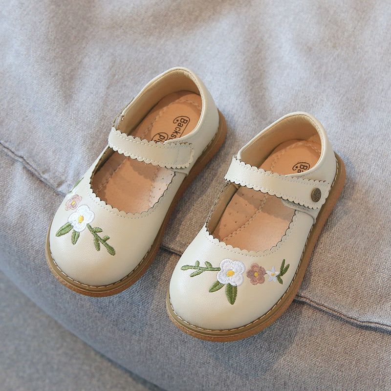 Princess  Embroidery Leather Shoes
