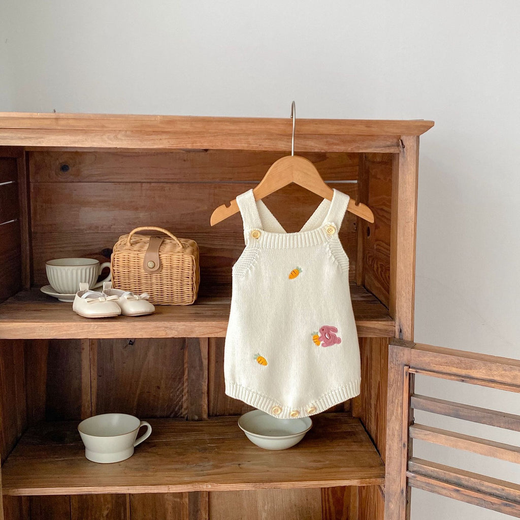 Rabbit Radish Embroidery Knitted rumper